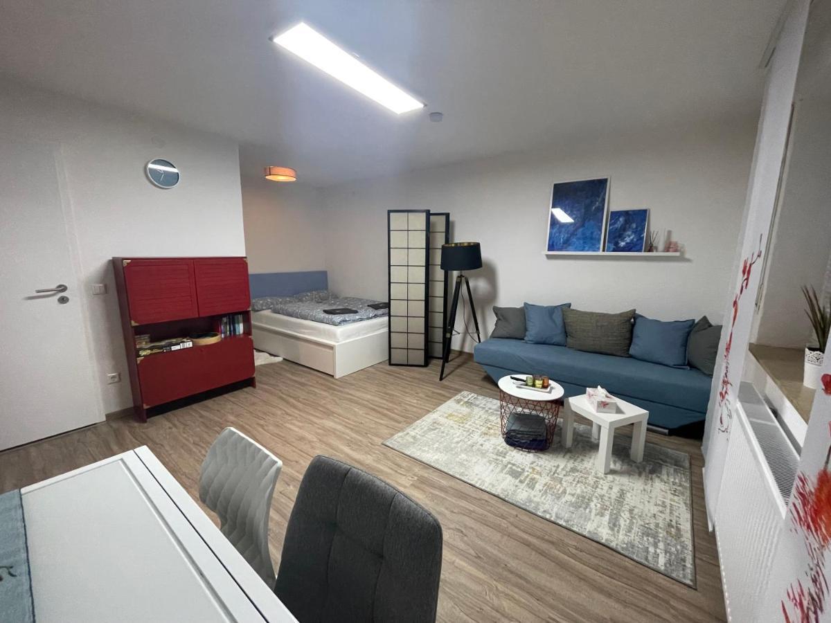 #4 Modern & Comfortable Apartment Мемминген Экстерьер фото